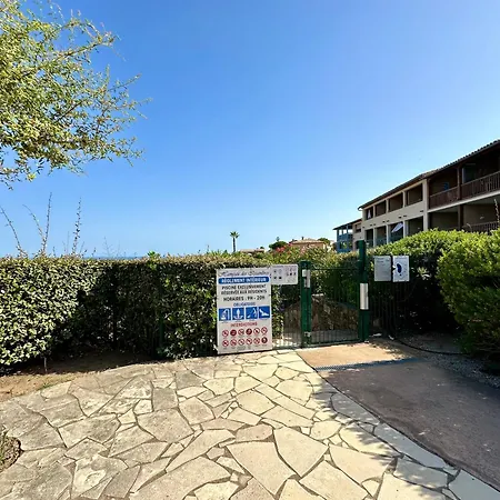 Appartement Climatise Avec Piscine Et Jardin A L'entree Du Golfe De St Tropez