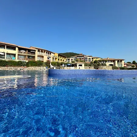 Climatise Avec Piscine Et Jardin A L'entree Du Golfe De St Tropez Appartamento La Garonnette-Plage