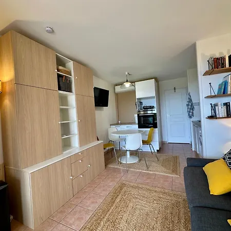 Climatise Avec Piscine Et Jardin A L'entree Du Golfe De St Tropez Appartement La Garonnette-Plage