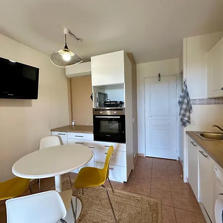 Climatise Avec Piscine Et Jardin A L'entree Du Golfe De St Tropez Appartement La Garonnette-Plage